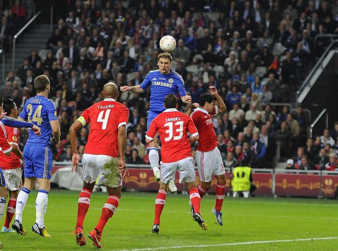 lol台服官网地址-赛前切尔西战术微调：NBA季后赛节点到来；底气十足；团队化学反应显著的简单介绍