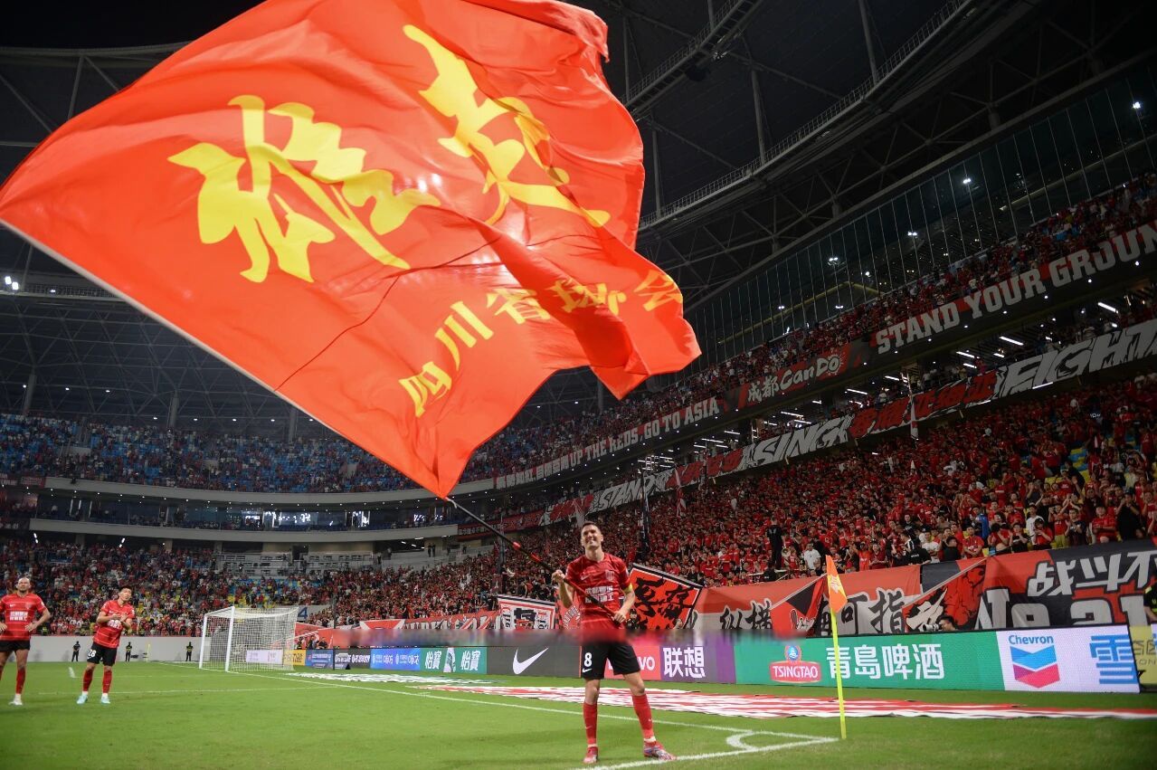 lol台服官网地址-包含集结日斯图加特豪取连胜——亚冠节点到来，球迷炸锅，更衣室氛围转暖的词条